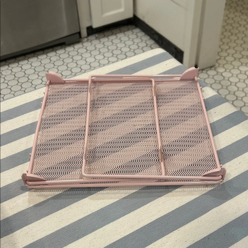 Pink Metal Storage Rack - Picture 4 of 6